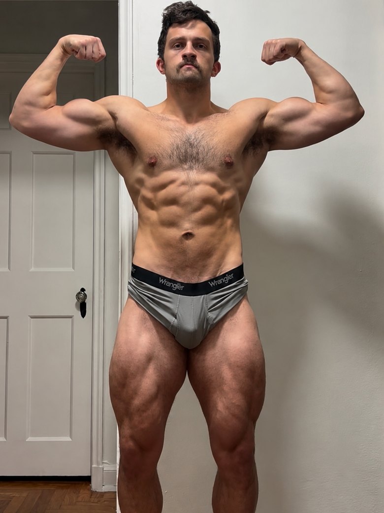 Kevin front double biceps